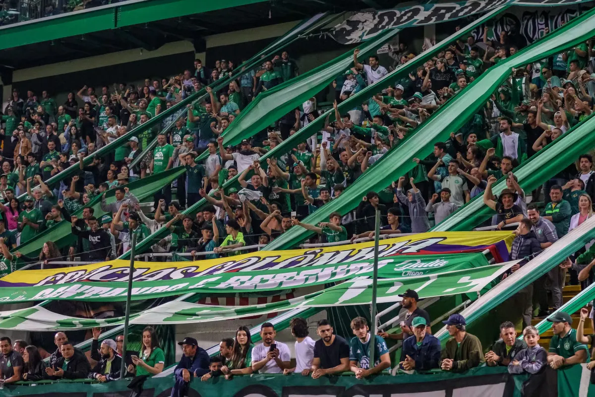 Chapecoense e Fluminense se enfrentam pelo Campeonato Brasileiro: Análise e panorama