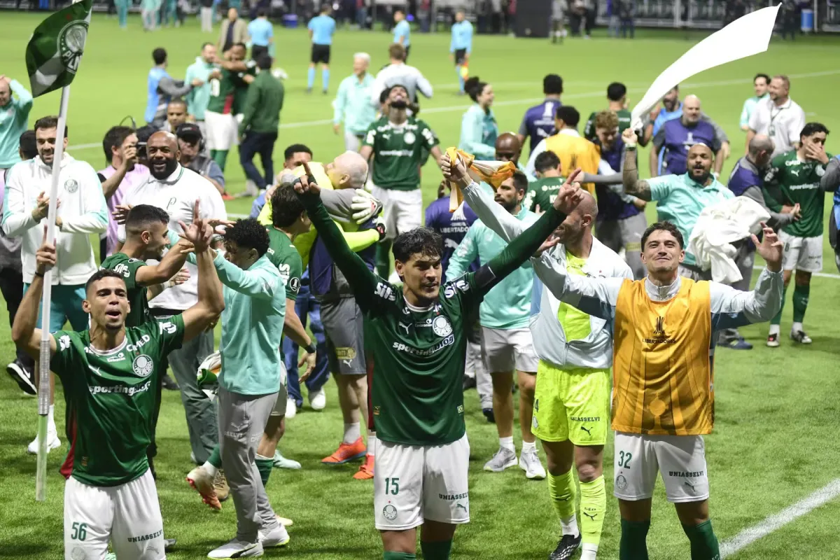 Palmeiras elimina o Fluminense nos pênaltis e garante vaga na final da Libertadores 2026